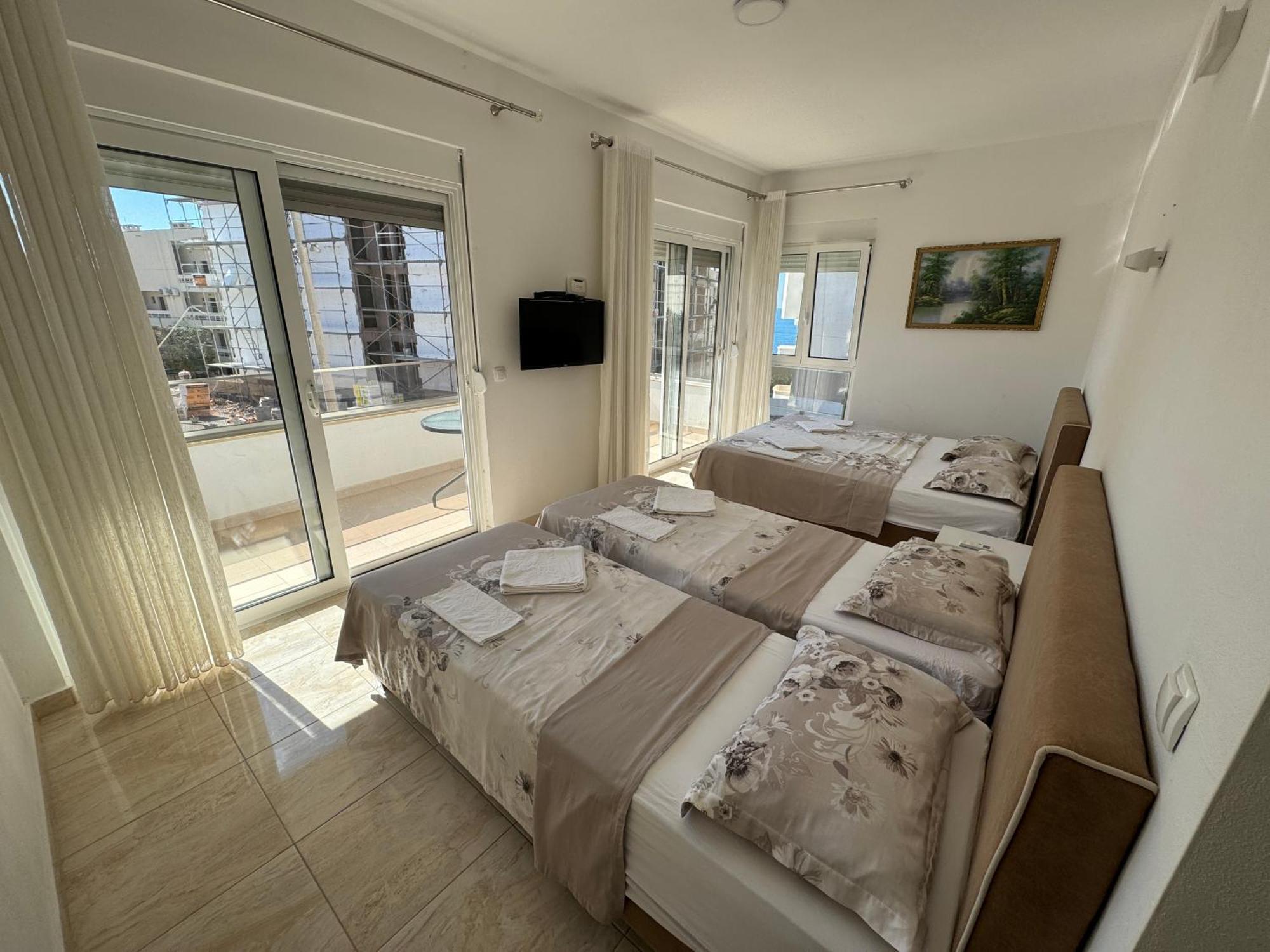 Апартаменты Harasta Lux Бар Экстерьер фото
