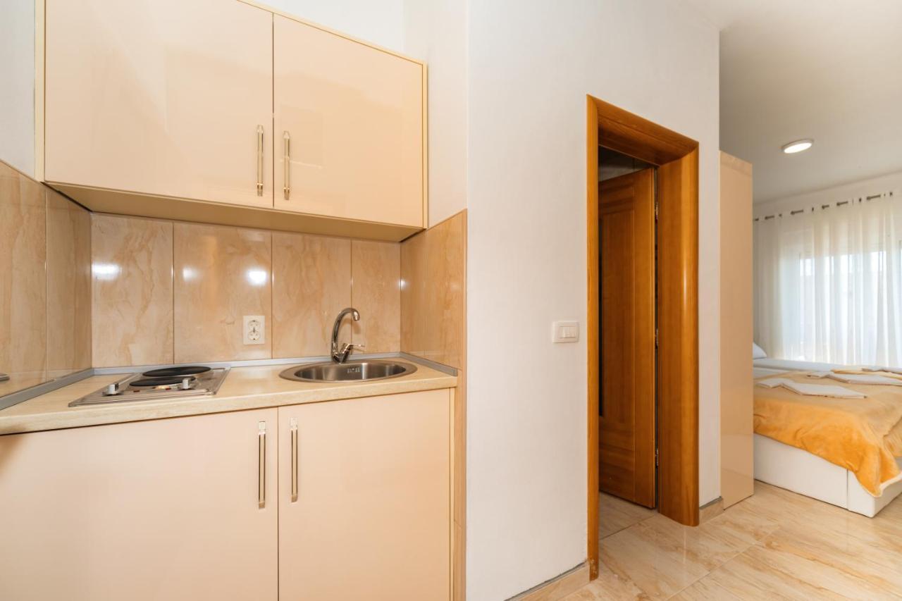 Апартаменты Harasta Lux Бар Экстерьер фото